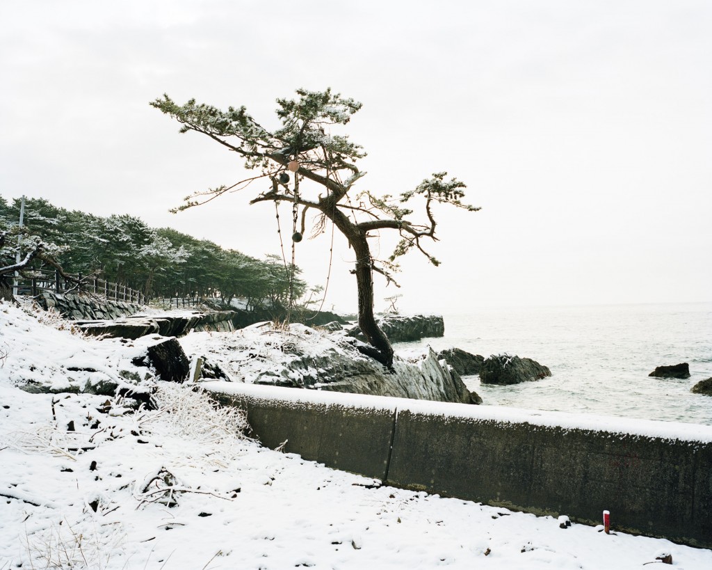 Hans-Christian Schink, Kesennuma, Hajikamiiwaisaki (1), Miyagi Prefecture, 2012, © Hans-Christian Schink